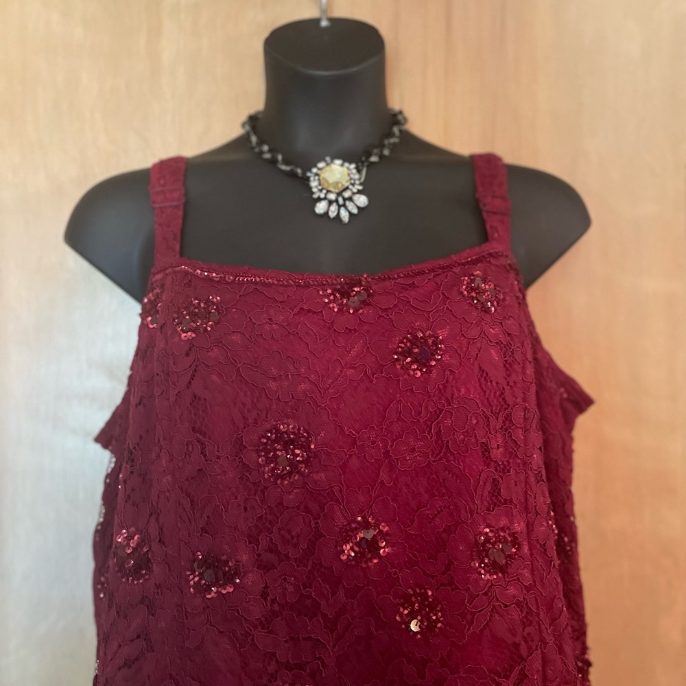 roman’s burgundy/maroon dress. mother in law dress